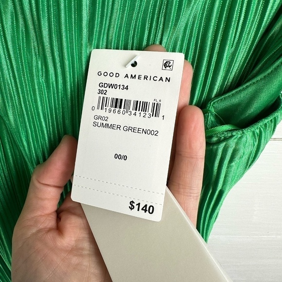 NWT Good American "Always Fits Plisse" Slip Dress Size 00/0 (XS/S) - Picture 2 of 7